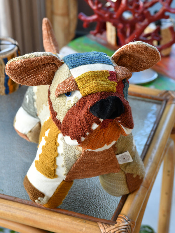 Cães patchwork para segurar portas