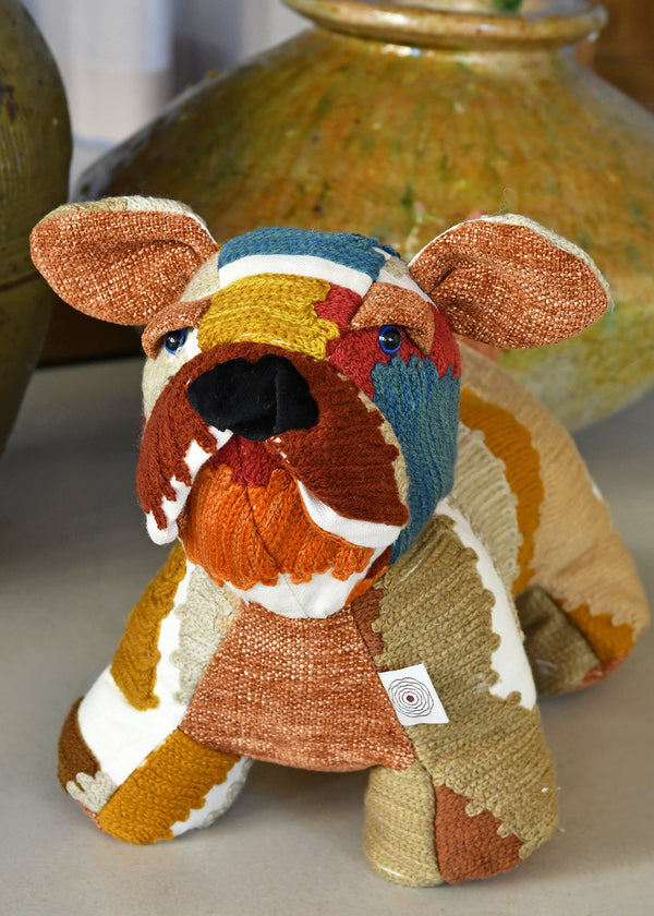 Cães patchwork para segurar portas