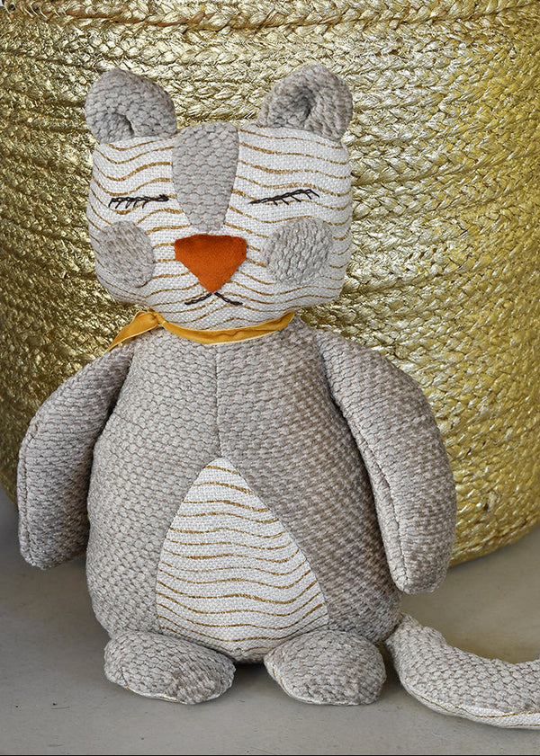 Gatos patchwork para segurar portas