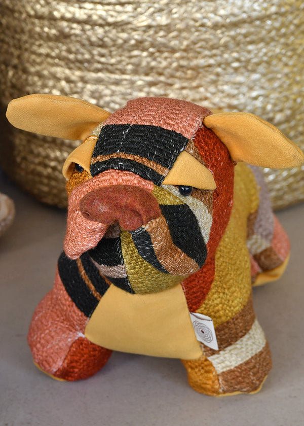 Cães patchwork para segurar portas