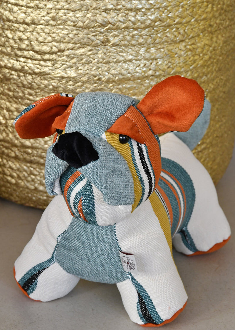 Cães patchwork para segurar portas