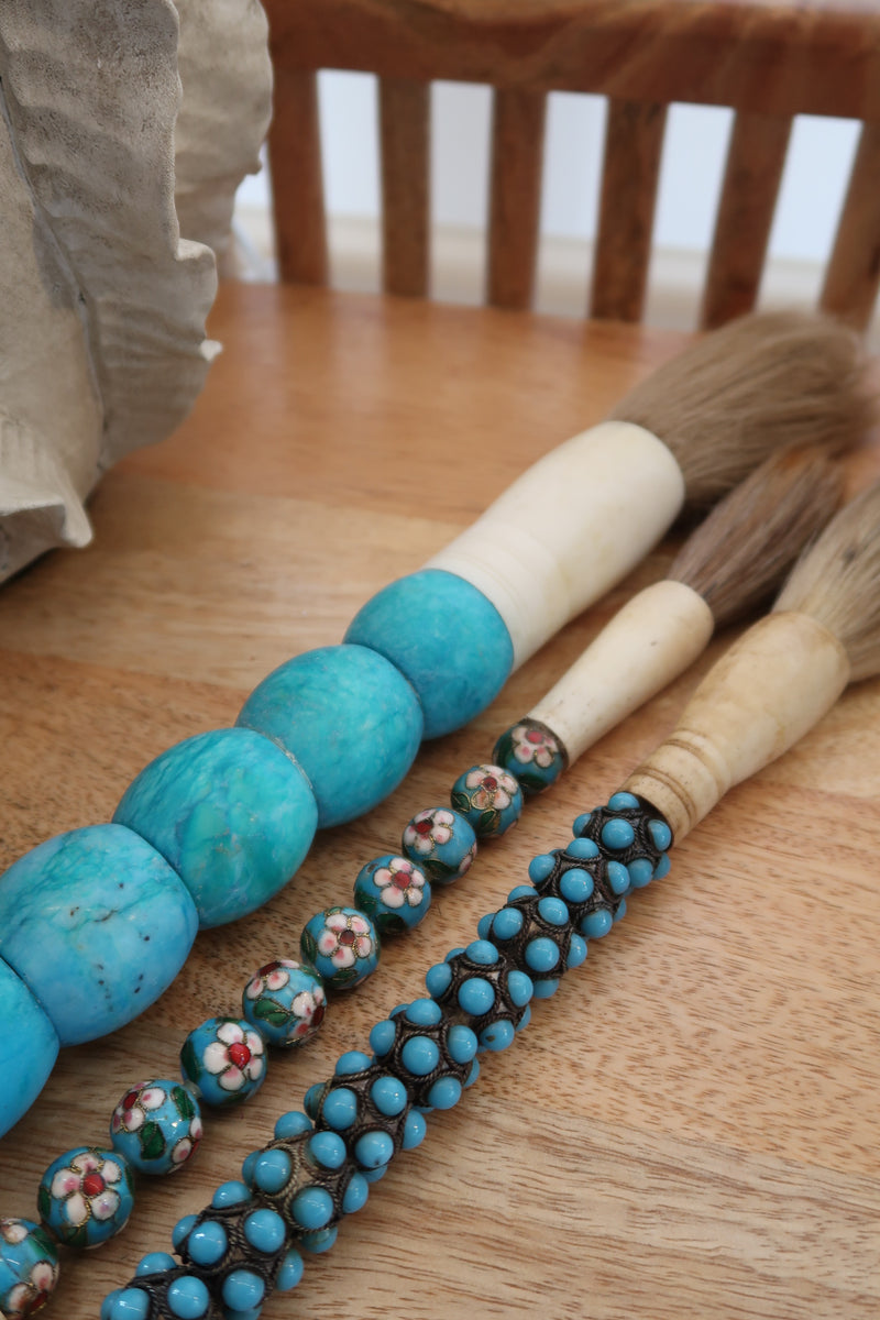 Pincel Decorativo Marmoreado em tons de azul turquesa