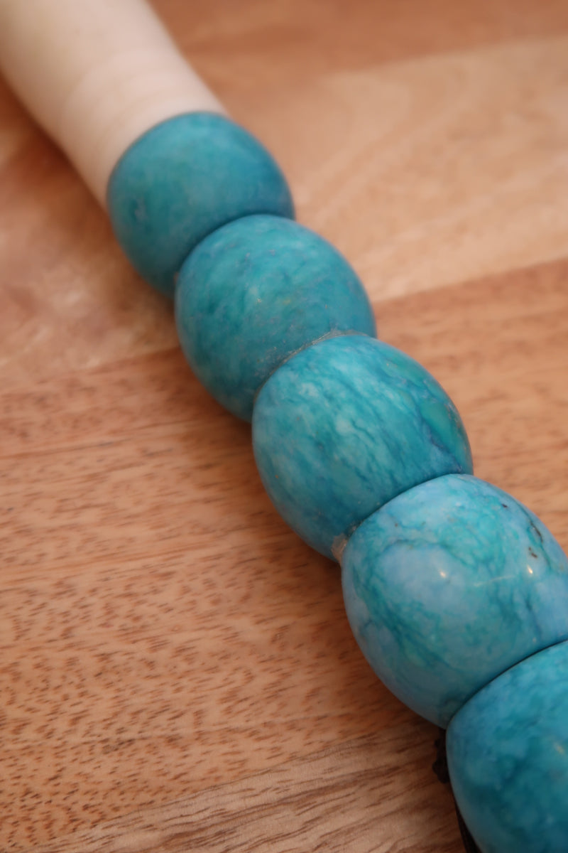 Pincel Decorativo Marmoreado em tons de azul turquesa