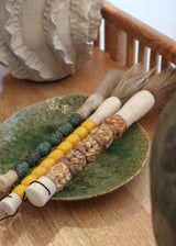 Pincel Decorativo com detalhes Esculpido Castanho