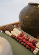 Pincel Decorativo Vermelho Esculpido