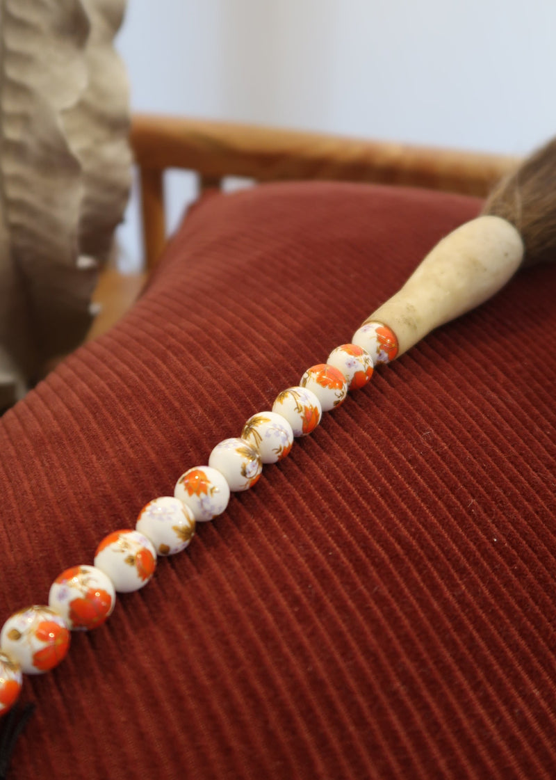 Pincel Decorativo com Detalhes Florais