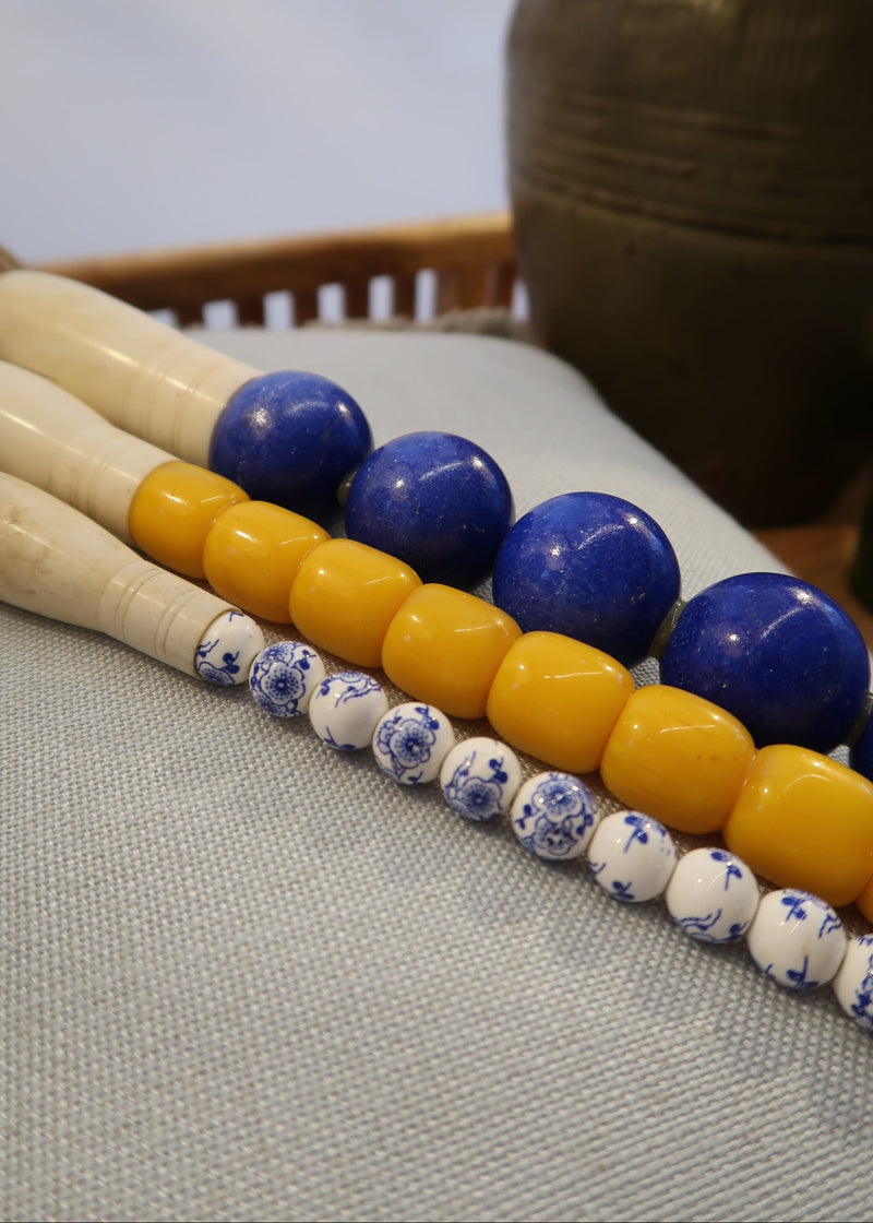 Pincel Decorativo floral em tons de Azul e Branco