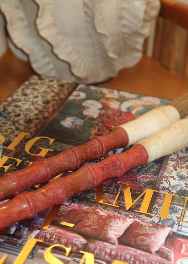 Pincel Decorativo em tom Coral Envelhecido