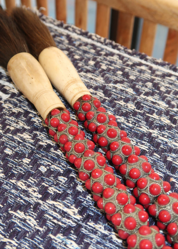 Pincel Decorativo Vermelho Cereja Tibetana