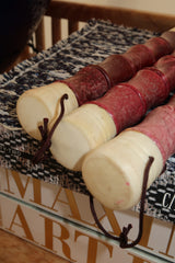 Pincel Decorativo em tons de vermelho coral