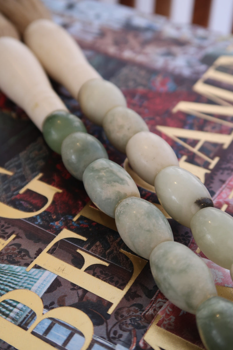 Pincel Decorativo marmoreado em tons de verde água