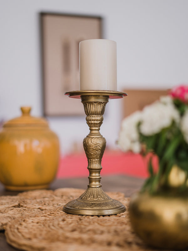 Candelabro dourado